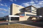 Just 15 months after opening, the 87-bed Methodist Stone Oak Hospital in the northern part of San Antonio already plans to expand to a total of 142 beds by early 2011 due to greater than expected patient volumes.
Photo courtesy of Methodist Stone Oak Hospital