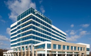 MB Real Estate of Chicago recently acquired the eight-story, 264,000 square foot Piedmont West MOB in Atlanta for $84 million, or about $318 per square foot. Photo courtesy of CBRE
