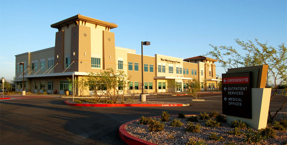 West Valley Emergency Center, an FED and MOB complex in Buckeye, Ariz., was part of the largest MOB transaction of Q3, the $170.91 million acquisition by ARC Healthcare Trust of an 12-building portfolio from LaSalle Investment Management. (Photo courtesy of UEB Builders) 