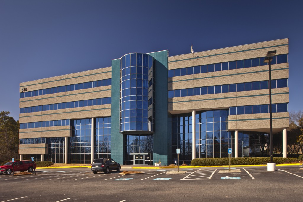 Gwinnett Medical Building is located on the main entry drive of Gwinnett Health System’s primary Atlanta-area hospital in Lawrenceville.
