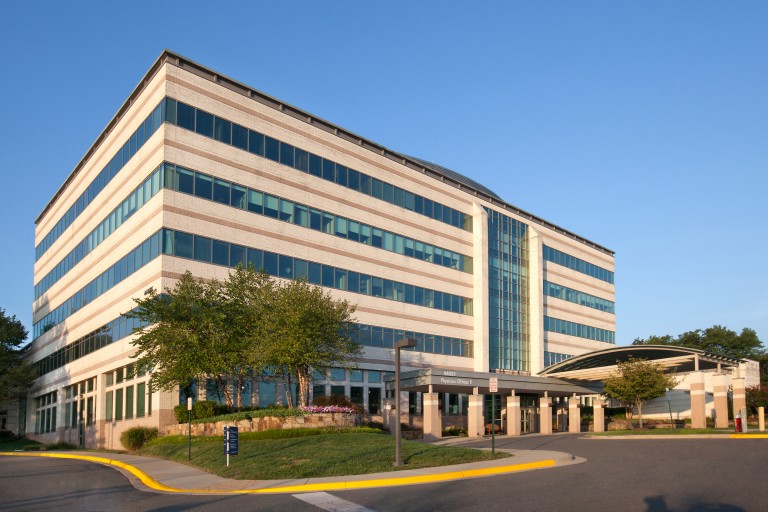 Inova Loudoun II was purchased by Healthcare Realty Trust. (Photo courtesy of Avison Young)
