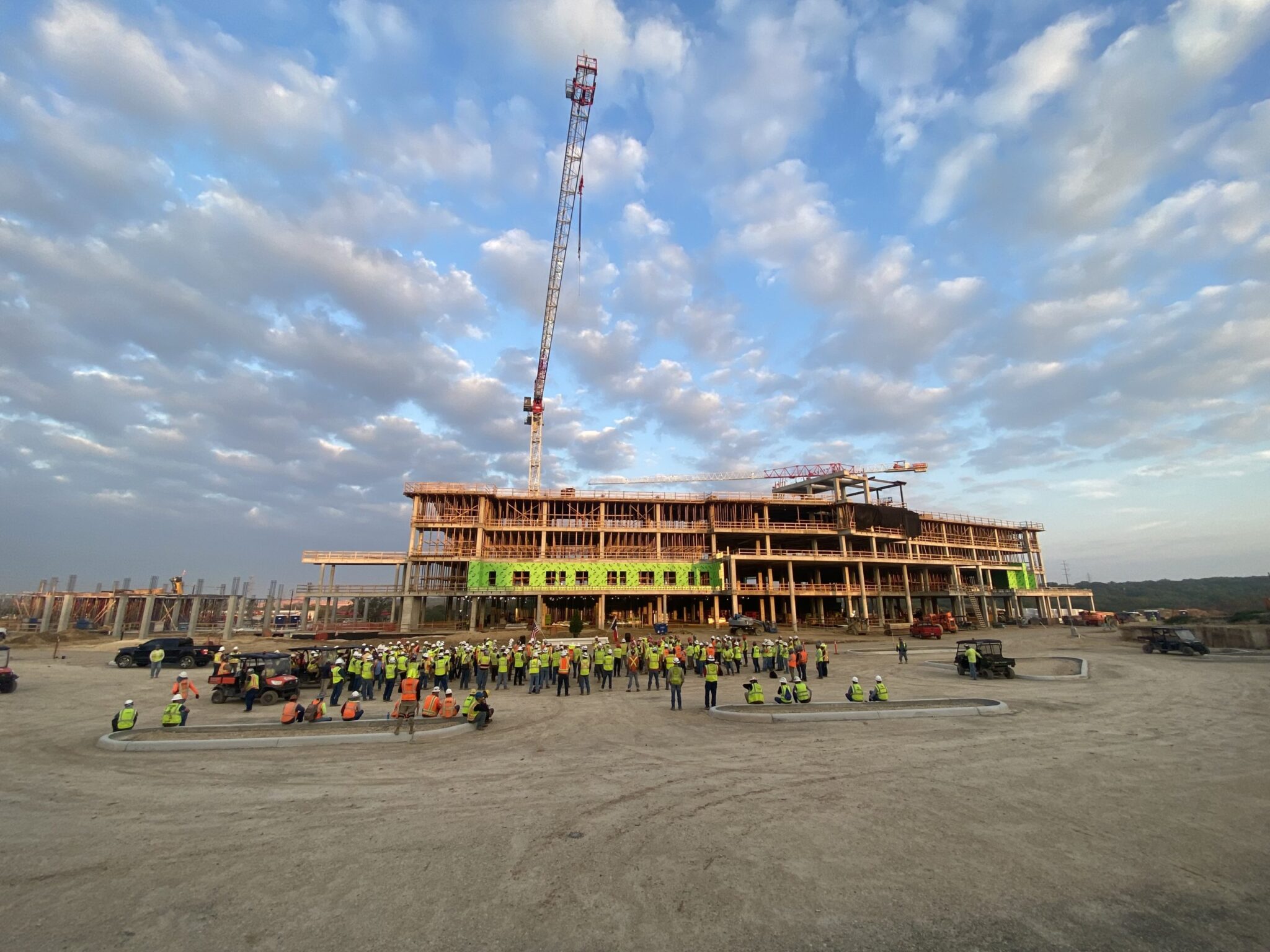 News Release Westover Hills Baptist Hospital Tops Out, Marking